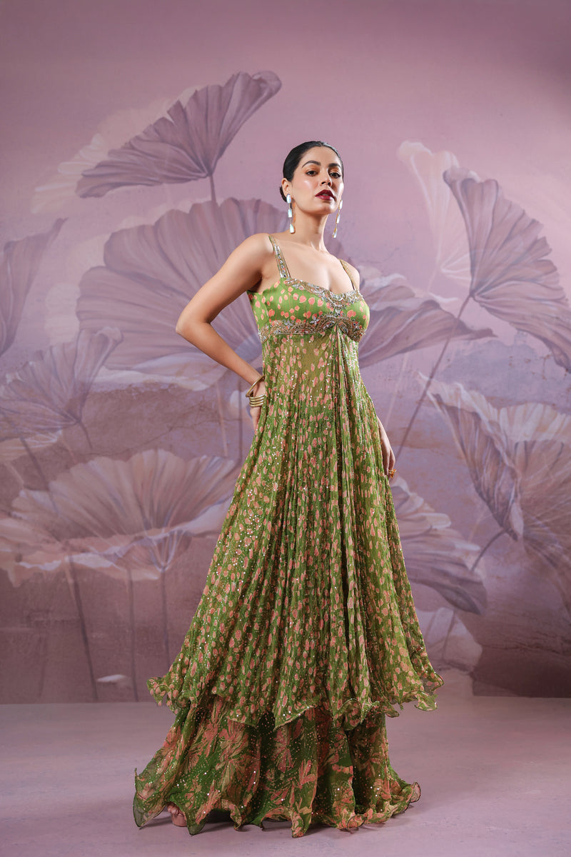 The Calcutta Mehendi set in avacado green