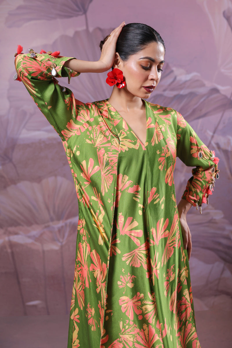 Ballygunge avacado green  tassel tunic set in