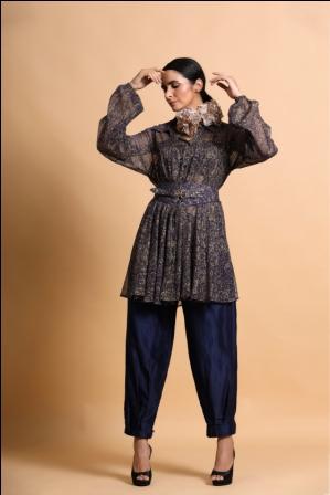 Navy splash shirt with tube,baggies and belt
