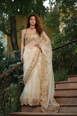 Jacqueline Fernandes in dilruba shwet saree with rangeen blouse